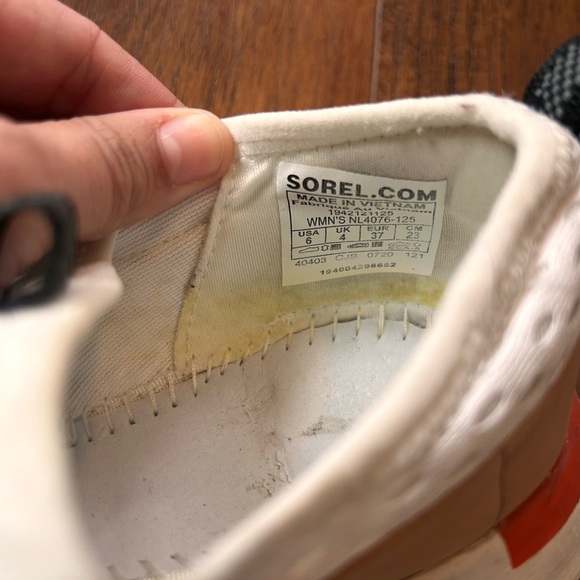 Sorel Women's Kinetic Impact Strap Sneakers Black/White Shoes Size 6 - Picture 8 of 9